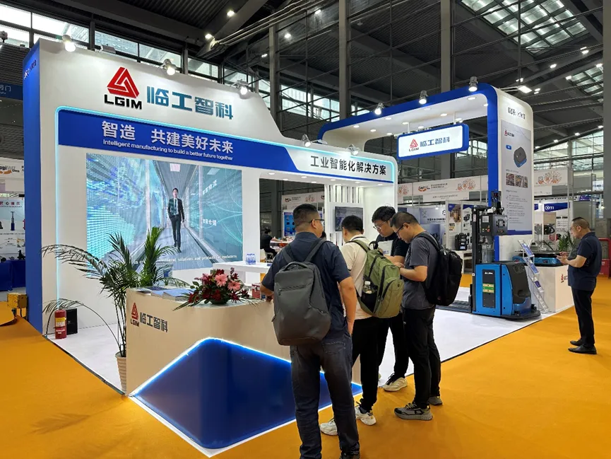 临工智科亮相深圳 LogiMAT China 2025