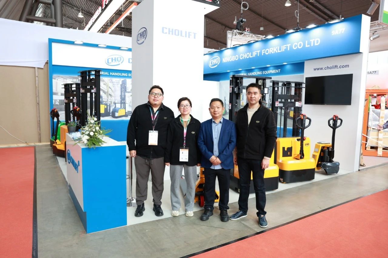 以人为本、以质求存 | 储力叉车亮相LogiMAT 2025
