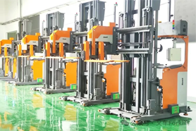 客户点赞！卓一三向车AGV叉车项目高质量交付，匠心实力赢得赞誉！