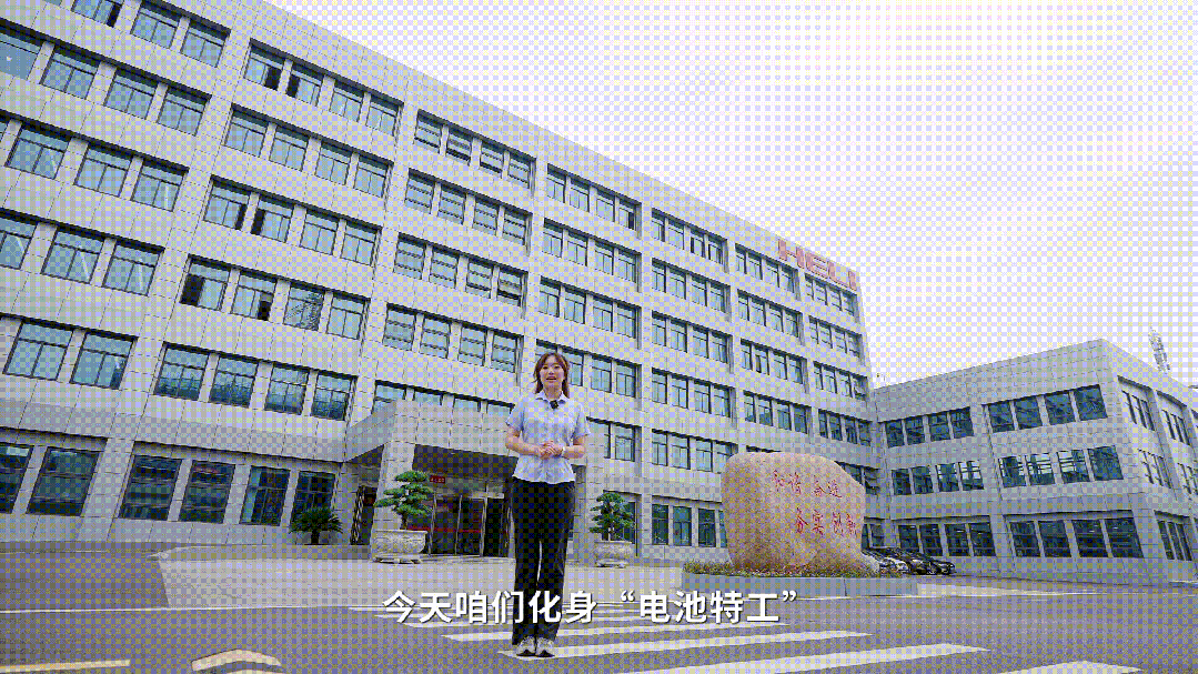 满电搬运，选电叉认准合力锂电！