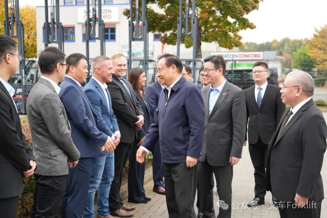 黄昳扬总领事陪同安徽省委书记梁言顺一行参访安徽叉车欧洲总部