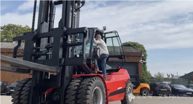 杭叉与明星经销商的故事：HC Forklifts UK