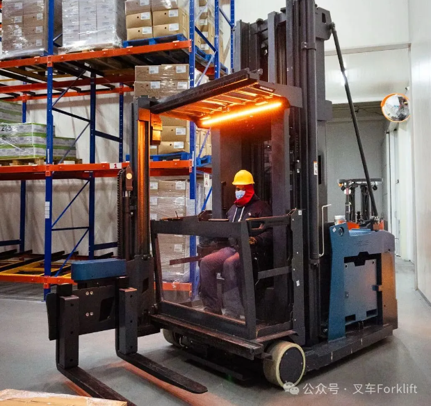 卓一VNA冷链叉车交付北美客户，助力用户从零构建仓储新空间！