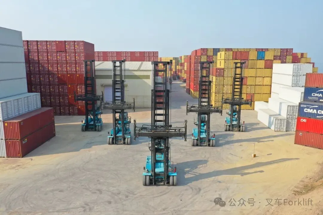 8分钟极速换电！三一换电堆高机批量交付