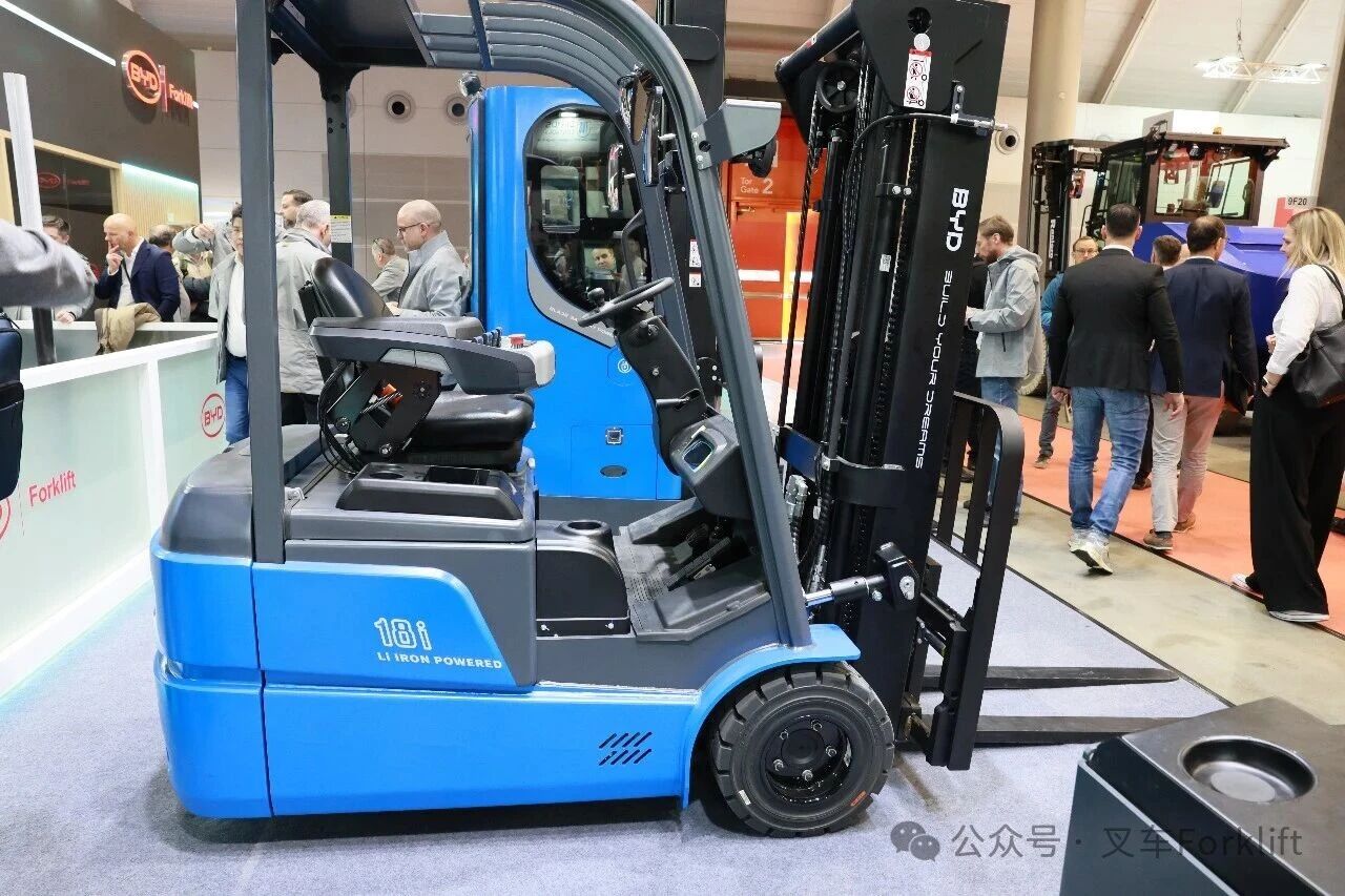 比亚迪叉车闪耀德国LogiMAT 2026，秀出“新”“智”硬实力
