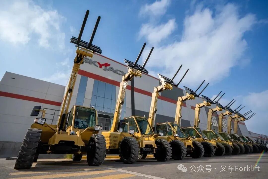 定制金色涂装，SKYJACK斯凯杰科叉装车助力Cooper租赁“金色设备”公益活动