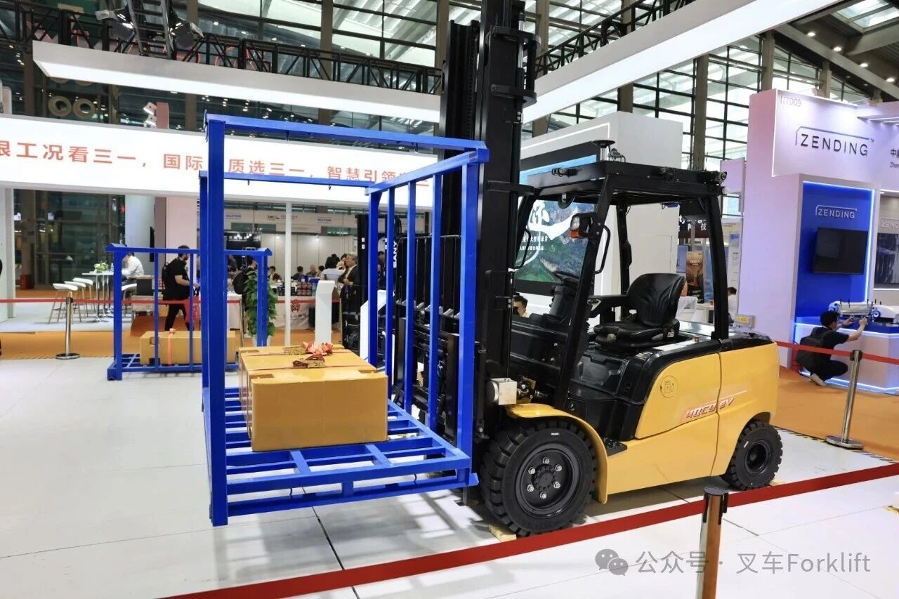 全球首秀！专为高层、高吨位、高精度料笼堆叠而生的三一无人叉车亮相LogiMAT China！